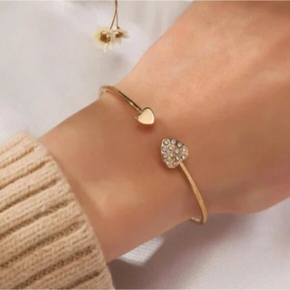 Rhinestone Heart Cuff Bangle Bracelet - Picture 1 of 7